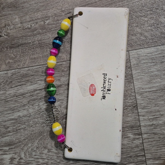 Hanging‎ sign, yellow - Picture 2 of 5